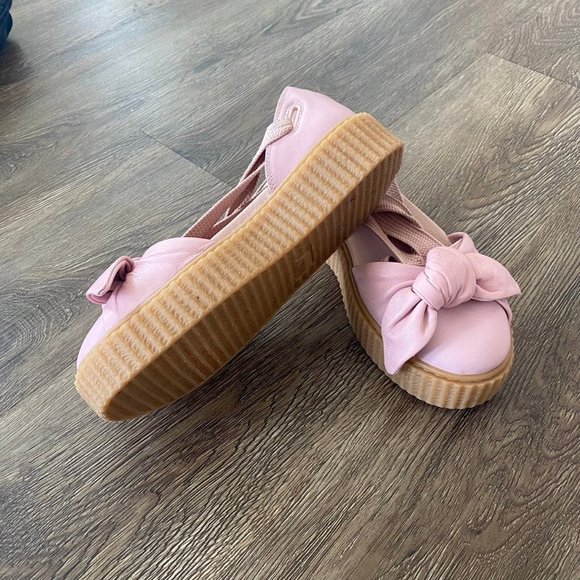 FentyXpuma shoes - Picture 2 of 4